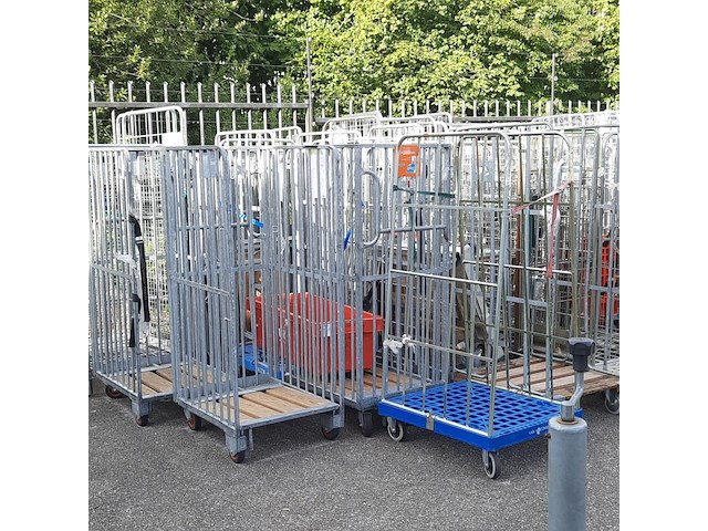 Partij diverse rolcontainers - afbeelding 9 van  9
