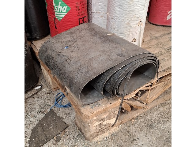 Partij diverse rollen dakleer - afbeelding 18 van  20