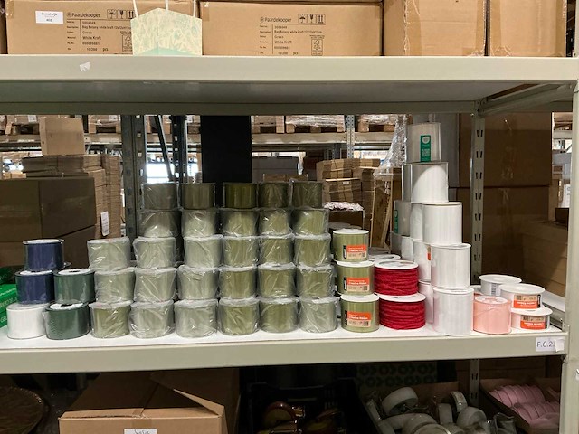 Partij diverse rollen lint (132x) - afbeelding 1 van  13