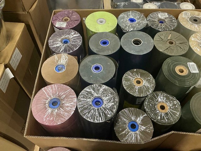 Partij diverse rollen papier/flower film (30x) - afbeelding 2 van  11