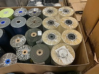 Partij diverse rollen papier/flower film (30x) - afbeelding 3 van  11