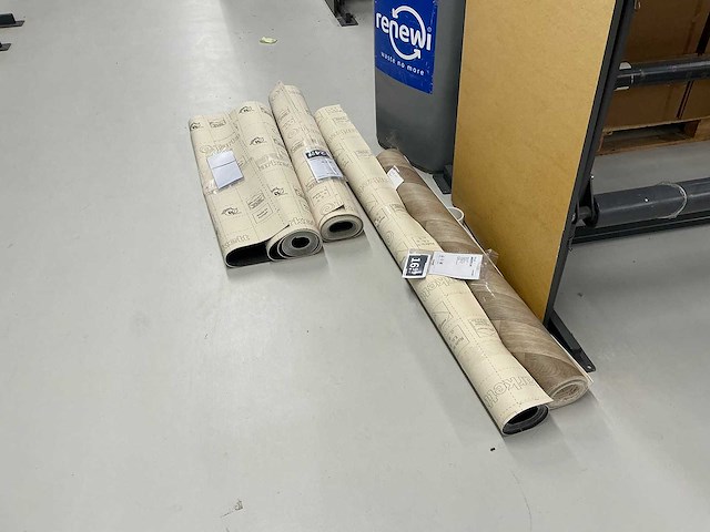 Partij diverse rollen tapijt en vinyl - afbeelding 3 van  3