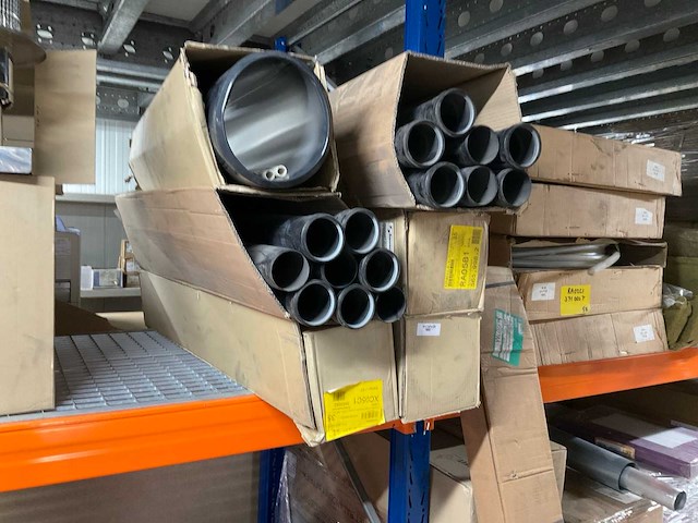 Partij diverse rookgasafvoer buizen - afbeelding 1 van  1