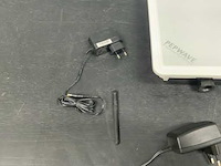 Partij diverse routers, kabels en toebehoren - afbeelding 10 van  16