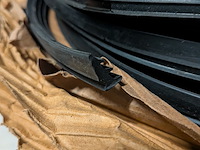 Partij diverse rubber profielen - afbeelding 13 van  31