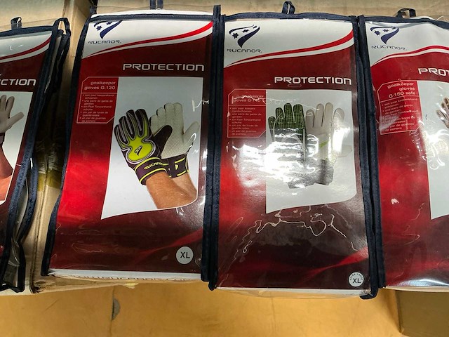 Partij diverse rucanor protection goalkeeper gloves (260x) - afbeelding 4 van  10