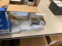 Partij diverse sanitair accessoires - afbeelding 2 van  5