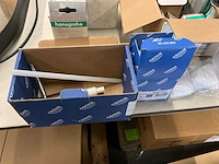 Partij diverse sanitair accessoires - afbeelding 3 van  5