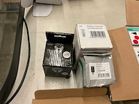 Partij diverse sanitair accessoires - afbeelding 4 van  5