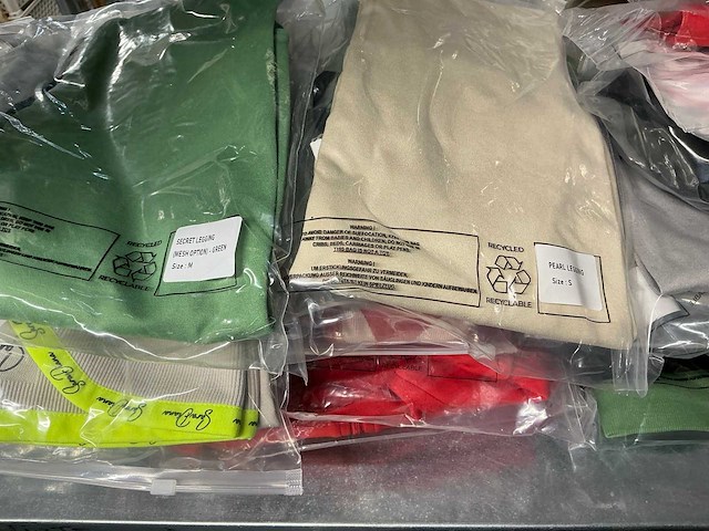 Partij diverse sarah diana dames gym kleding (52x) - afbeelding 7 van  8