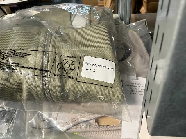 Partij diverse sarah diana dames gym kleding (52x) - afbeelding 8 van  8