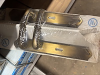 Partij diverse scharnieren en deurtoebehoren - afbeelding 15 van  17