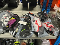 Partij diverse scheenbeschermers adidas/nike/puma/etc (269x) - afbeelding 8 van  24
