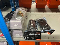Partij diverse scheenbeschermers adidas/nike/puma/etc (269x) - afbeelding 9 van  24