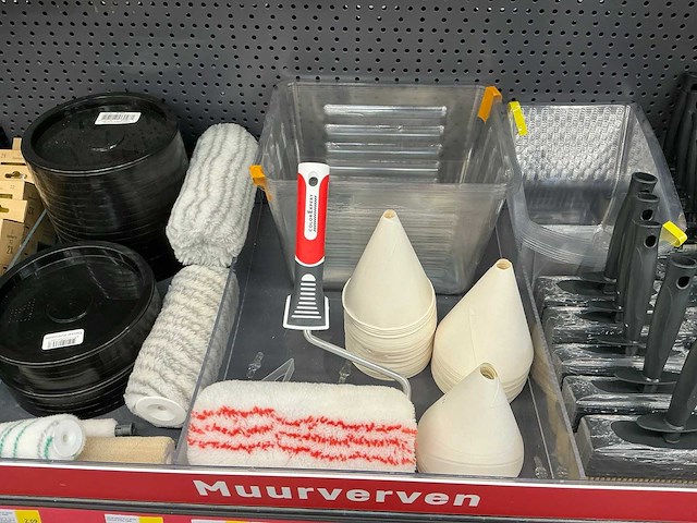 Partij diverse schilder benodigdheden (145x) - afbeelding 9 van  14