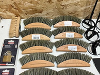 Partij diverse schilderstoebehoren (60x) - afbeelding 12 van  16