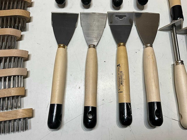 Partij diverse schilderstoebehoren (60x) - afbeelding 16 van  16