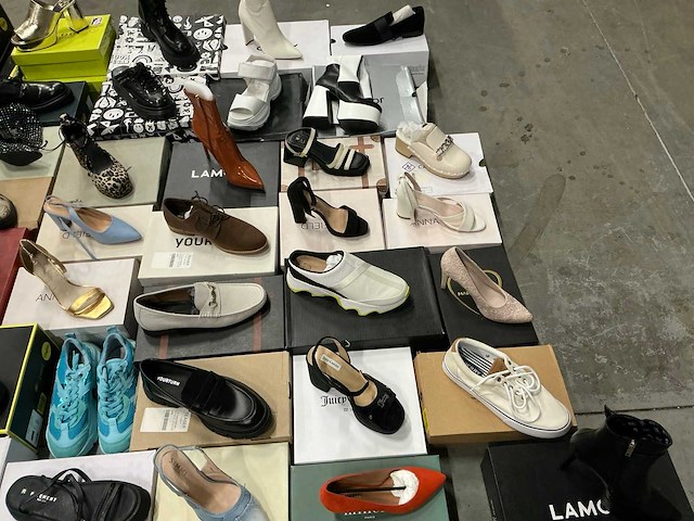 Partij diverse schoenen (63x) - afbeelding 2 van  14