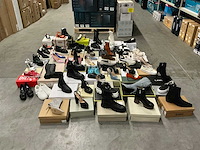 Partij diverse schoenen (63x) - afbeelding 1 van  14