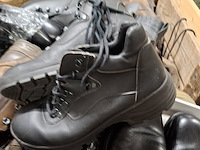 Partij diverse schoenen defensie, meindl /lowa /defensie/haix, van alles - afbeelding 9 van  11