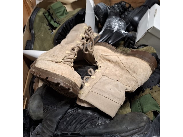 Partij diverse schoenen defensie, meindl /lowa /defensie/haix - afbeelding 10 van  12