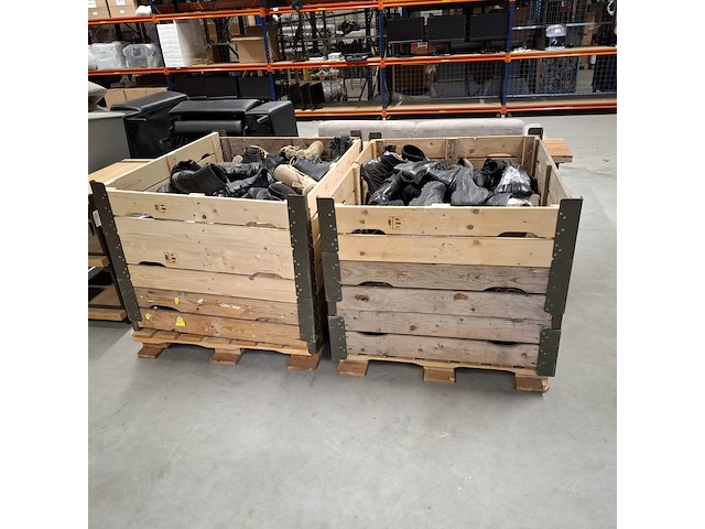 Partij diverse schoenen defensie, meindl, lowa, haix, emma - afbeelding 1 van  5