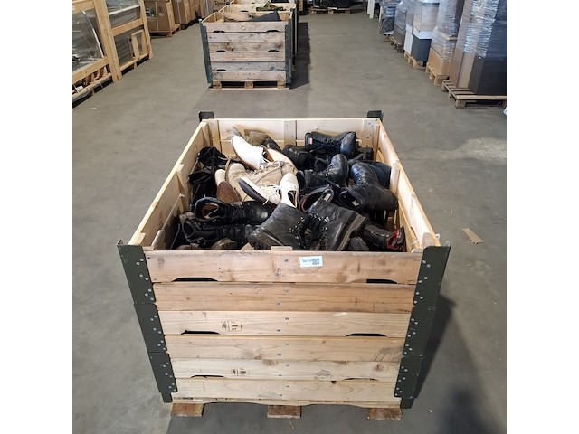 Partij diverse schoenen defensie , meindl / lowa / haix / emma - afbeelding 1 van  4