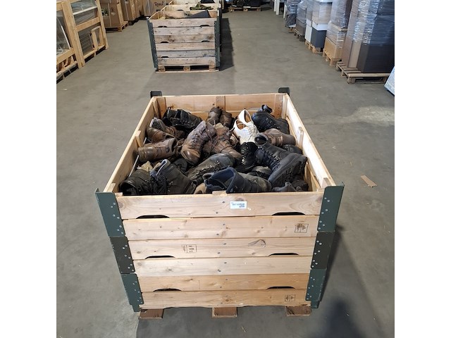 Partij diverse schoenen defensie , meindl / lowa / haix / emma - afbeelding 1 van  4