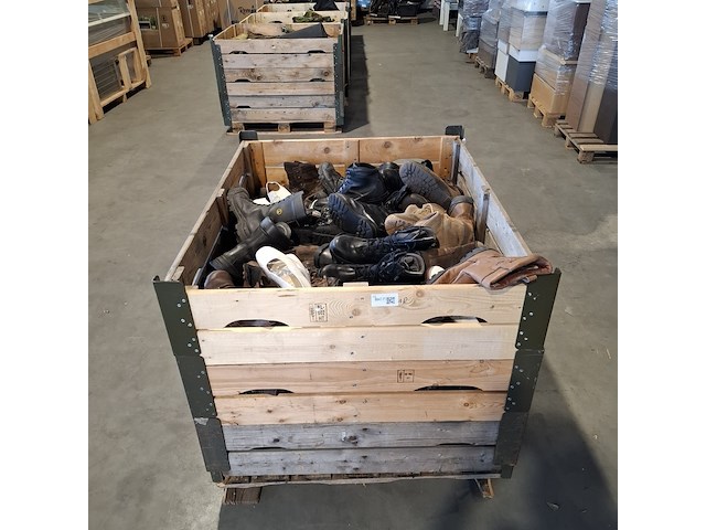 Partij diverse schoenen defensie , meindl / lowa / haix / emma - afbeelding 1 van  4