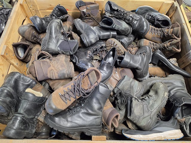 Partij diverse schoenen defensie, meindl / lowa /haix - afbeelding 2 van  5