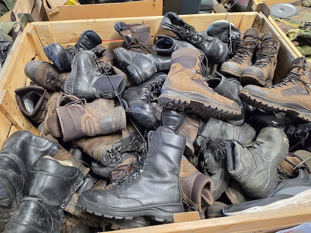 Partij diverse schoenen defensie, meindl / lowa /haix - afbeelding 5 van  5