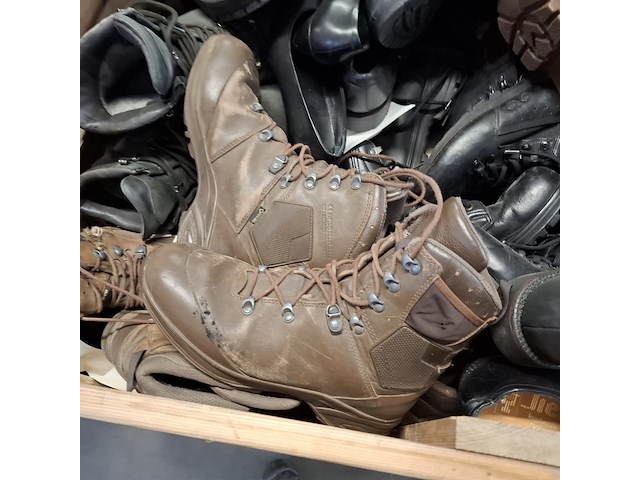 Partij diverse schoenen defensie, meindl / lowa / haix - afbeelding 7 van  8