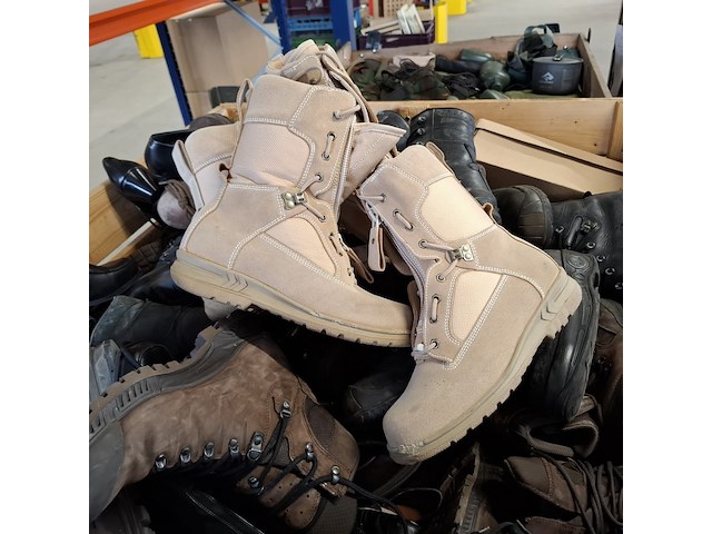 Partij diverse schoenen defensie, meindl / lowa / haix - afbeelding 7 van  10
