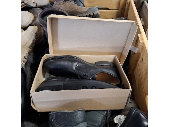 Partij diverse schoenen defensie, meindl / lowa / haix - afbeelding 9 van  10