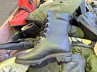 Partij diverse schoenen en laarzen - afbeelding 1 van  5