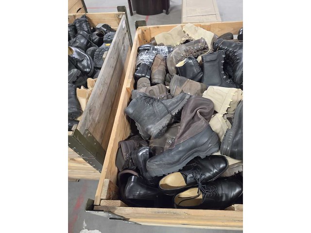 Partij diverse schoenen | gesorteerd en ongesorteerd, meindl / lowa / haix - afbeelding 5 van  7