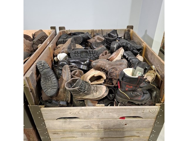 Partij diverse schoenen - afbeelding 3 van  9