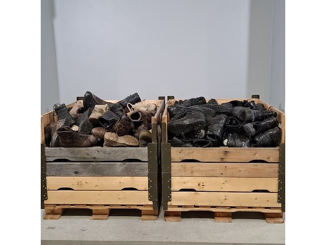 Partij diverse schoenen - afbeelding 1 van  11