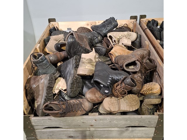 Partij diverse schoenen - afbeelding 4 van  11