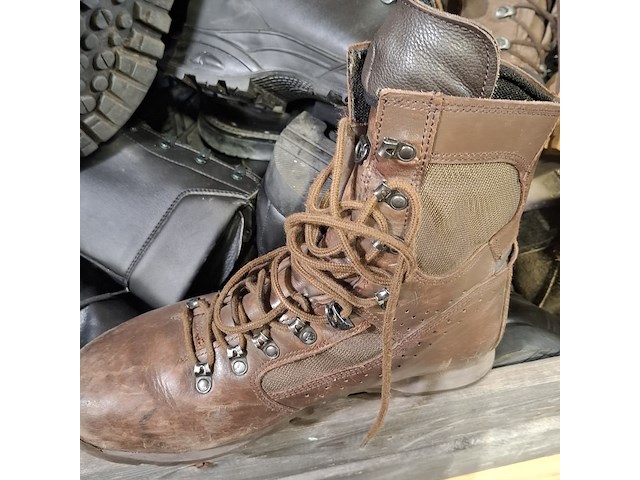 Partij diverse schoenen - afbeelding 9 van  11