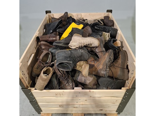 Partij diverse schoenen - afbeelding 2 van  6