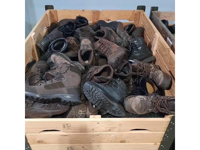 Partij diverse schoenen - afbeelding 3 van  10