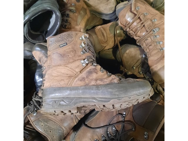 Partij diverse schoenen - afbeelding 6 van  10