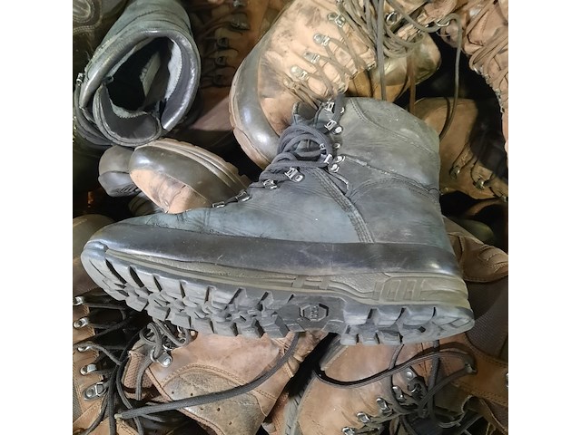 Partij diverse schoenen - afbeelding 7 van  10