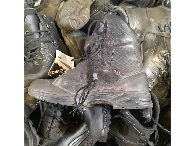 Partij diverse schoenen - afbeelding 9 van  10