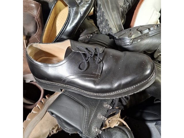 Partij diverse schoenen - afbeelding 6 van  11
