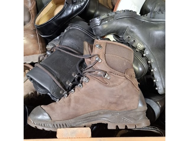 Partij diverse schoenen - afbeelding 8 van  11