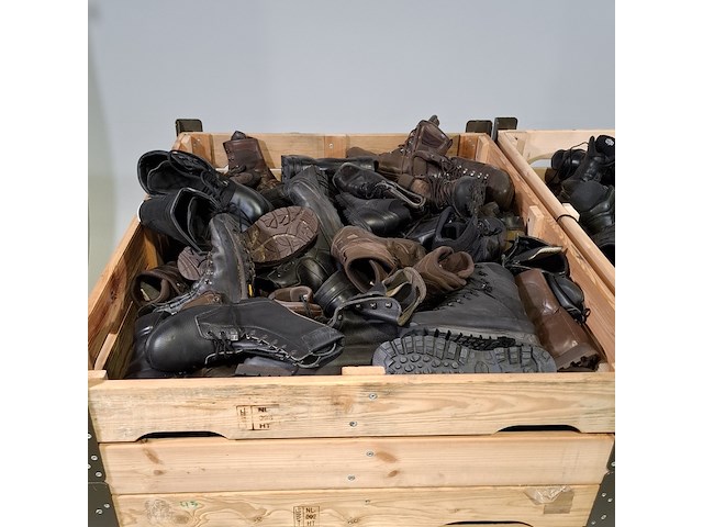 Partij diverse schoenen - afbeelding 3 van  10