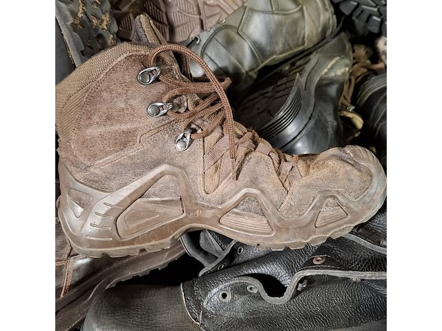 Partij diverse schoenen - afbeelding 7 van  10