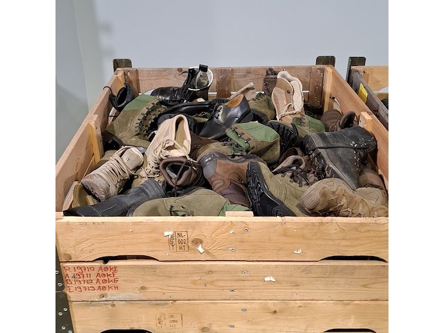 Partij diverse schoenen - afbeelding 4 van  11